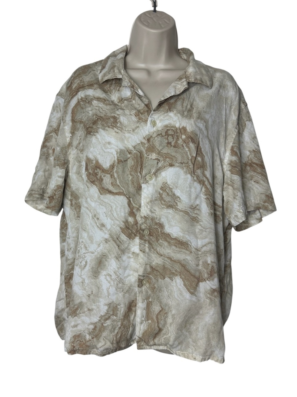 H&M Beige and White Marble-Print Short Sleeve Button-Up Shirt